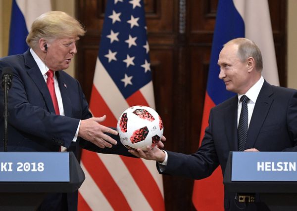 Совместная пресс-конференция президентов России и США Владимира Путина и Дональда Трампа (16 июля 2018). Хельсинки - Sputnik Армения