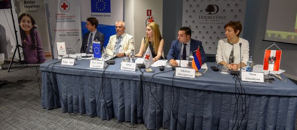 Презентация программы Повышение сопротивляемости сирийских армян и местного населения (18 июля 2018). Еревaн Презентация программы Повышение сопротивляемости сирийских армян и местного населения (18 июля 2018). Еревaн - Sputnik Армения