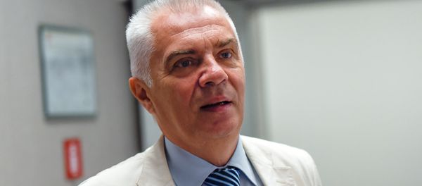 Глава представительства Еврокомиссии в Армении Петр Свитальский на презентации программы помощи (18 июля 2018). Еревaн Глава представительства Еврокомиссии в Армении Петр Свитальский на презентации программы помощи (18 июля 2018). Еревaн - Sputnik Армения