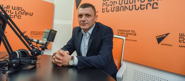 Арсен Давтян - Sputnik Արմենիա