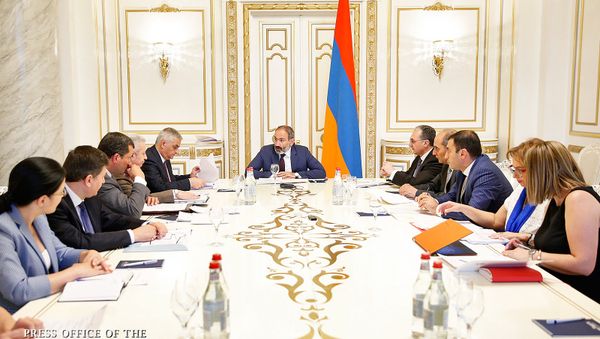 Правительство Армении начало обсуждени гос.бюджета 2019 года (24 июля 2018). Еревaн - Sputnik Армения