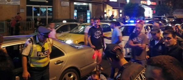 ДТП на улице Амиряна (26 июля 2018). Еревaн - Sputnik Армения