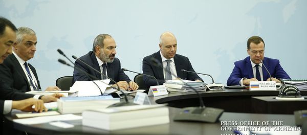 Заседание Евразийского межправительственного совета глав правительства стран ЕАЭС (27 июля 2018). Санкт-Петербург Заседание Евразийского межправительственного совета глав правительства стран ЕАЭС (27 июля 2018). Санкт-Петербург - Sputnik Армения