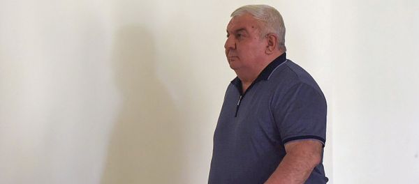 Юрий Хачатуров в здании суда Первой инстанции административного района Шенгавит (27 июля 2018). Еревaн Юрий Хачатуров в здании суда Первой инстанции административного района Шенгавит (27 июля 2018). Еревaн - Sputnik Արմենիա