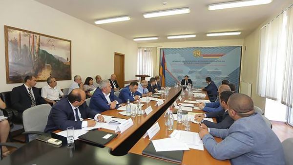 Սուրեն Պապիկյանն աշխատանքային խորհրդակցություն է անցկացրել մարզպետների մասնակցությամբ - Sputnik Արմենիա