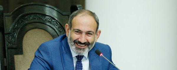 Премьер-министр Армении Никол Пашинян на заседании правительства (2 августа 2018). Еревaн - Sputnik Армения