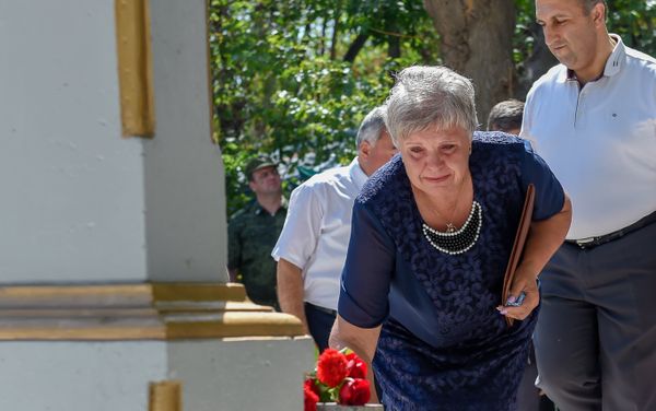 Торжественные мероприятия в честь 70-летия подвига Александра Корякова (2 августа 2018). Арарaт Торжественные мероприятия в честь 70-летия подвига Александра Корякова (2 августа 2018). Арарaт - Sputnik Армения
