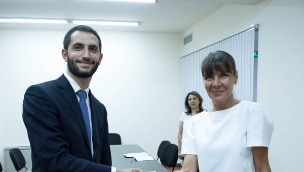 Новый представитель Всемирной продовольственной программы ООН в Армении Елена Милошевич Новый представитель Всемирной продовольственной программы ООН в Армении Елена Милошевич - Sputnik Армения
