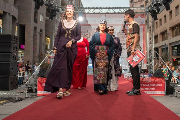Фестиваль национальной армянской моды и культуры Yerevan Taraz Fest 2018 Фестиваль национальной армянской моды и культуры Yerevan Taraz Fest 2018 - Sputnik Армения