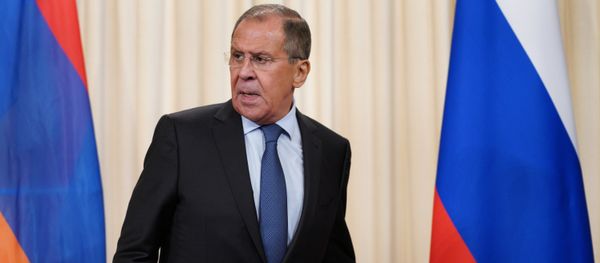 Встреча глав МИД Армении и России Зограба Мнацаканяна и Сергея Лаврова (7 июня 2018). Москвa Встреча глав МИД Армении и России Зограба Мнацаканяна и Сергея Лаврова (7 июня 2018). Москвa - Sputnik Армения