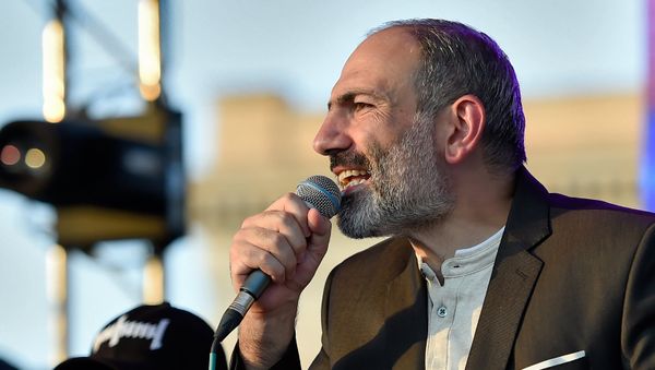 Митинг к стодневке Никола Пашиняна на посту премьер-министра Армении (17 августа 2018). Еревaн - Sputnik Армения