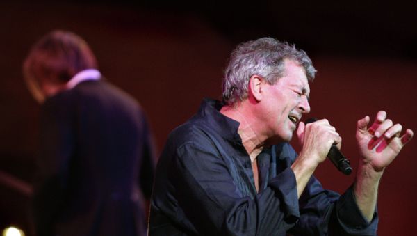 Выстуление солиста Deep Purple Яна Гиллана в Доме музыки - Sputnik Армения