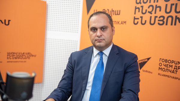 Ара Зограбян - Sputnik Արմենիա