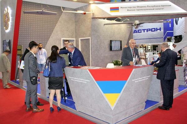 Стенд военно-промышленного комитета МО РА на международном военно-техническом форуме «Армия-2018» (22 августа 2018). Москвa Стенд военно-промышленного комитета МО РА на международном военно-техническом форуме «Армия-2018» (22 августа 2018). Москвa - Sputnik Армения