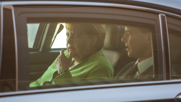 Канцлер Германии Ангела Меркель прибыла в Ереван (24 августа 2018). Аэропорт Звартноц - Sputnik Армения