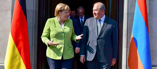 Встреча Президента Армении Армена Саркисяна и канцлера Германии Ангелы Меркель (24 августа 2018). Еревaн - Sputnik Армения