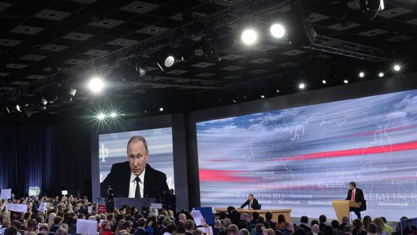 Одиннадцатая ежегодная большая пресс-конференция президента России Владимира Путина - Sputnik Արմենիա