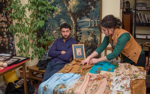 Предновогодняя ярмарка изделий ручной работы в культурном центре народного искусства Шелковый путь - Sputnik Армения