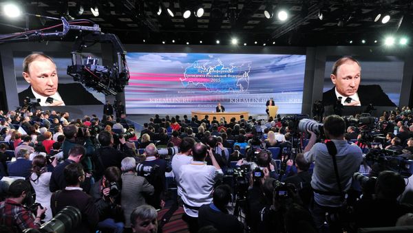 Одиннадцатая ежегодная большая пресс-конференция президента России Владимира Путина - Sputnik Армения