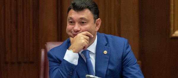 Вице-спикер Парламента Армении Эдуард Шармазанов на внеочередном заседании НС (28 августа 2018). Еревaн - Sputnik Армения