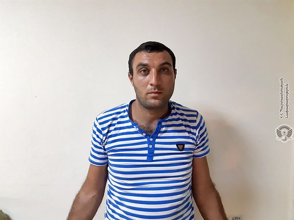 Военная полиция Армении поймала злоумышленников на взятке Военная полиция Армении поймала злоумышленников на взятке - Sputnik Արմենիա
