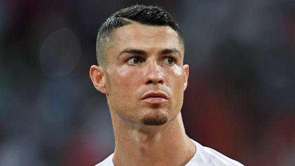 Криштиану Роналду перед началом матча 1/8 финала чемпионата мира по футболу между сборными Уругвая и Португалии. - Sputnik Армения