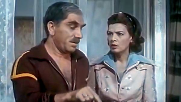 Кадр из фильма Когда наступает сентябрь (1975) режисера Эдмонда Кеосаяна - Sputnik Армения