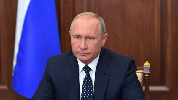 Президент РФ Владимир Путин - Sputnik Армения