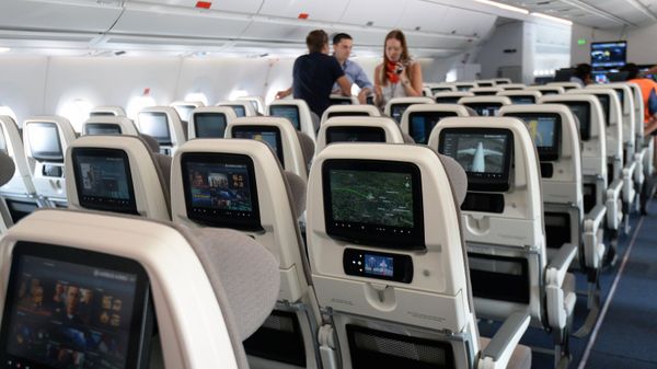 Новый пассажирский авиалайнер Airbus A350 XWB прибыл в московский аэропорт Шереметьево - Sputnik Արմենիա