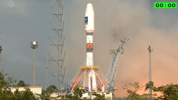 СПУТНИК_Старт ракеты Союз-СТ с двумя спутниками Galileo с космодрома Куру - Sputnik Армения