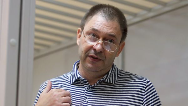Руководитель портала РИА Новости Украина Кирилл Вышинский в зале апелляционного суда Херсонской области (6 августа 2018). Украина - Sputnik Армения