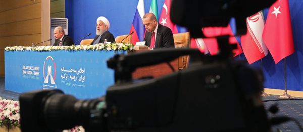 Владимир Путин, Хасан Рухани и Реджеп Тайип Эрдоган - Sputnik Армения