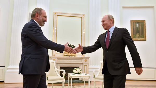 Встреча премьер-министра Армении Никола Пашиняна и президента России Владимира Путина (8 срнтября 2018). Москвa - Sputnik Армения