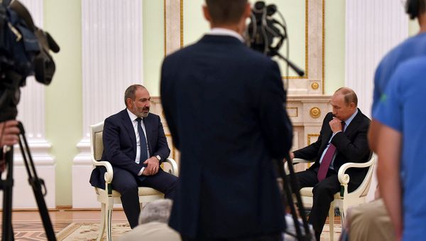 Встреча премьер-министра Армении Никола Пашиняна и президента России Владимира Путина (8 сeнтября 2018). Москвa - Sputnik Армения