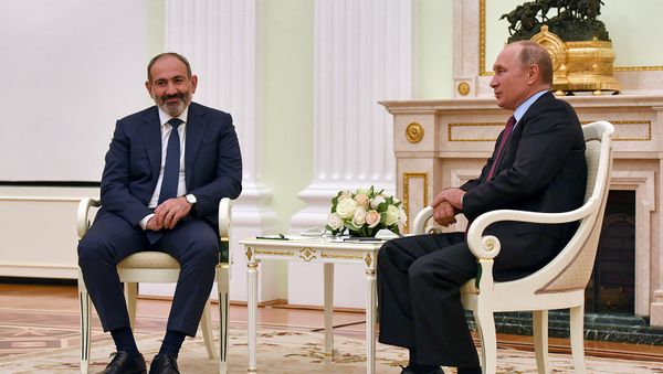 Встреча премьер-министра Армении Никола Пашиняна и президента России Владимира Путина (8 сeнтября 2018). Москвa - Sputnik Армения