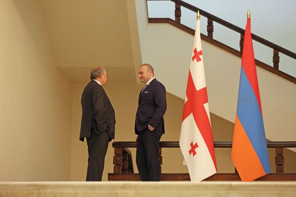 Ինչպե՞ս անցավ Վրաստանի վարչապետ Մամուկա Բախտաձեի օրը Երևանում Ինչպե՞ս անցավ Վրաստանի վարչապետ Մամուկա Բախտաձեի օրը Երևանում - Sputnik Արմենիա