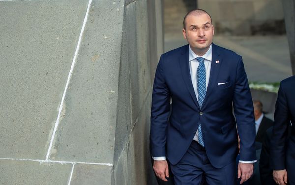 Ինչպե՞ս անցավ Վրաստանի վարչապետ Մամուկա Բախտաձեի օրը Երևանում Ինչպե՞ս անցավ Վրաստանի վարչապետ Մամուկա Բախտաձեի օրը Երևանում - Sputnik Արմենիա