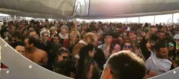 Армянская музыка играет на фестивале Burning Man в США - Sputnik Армения