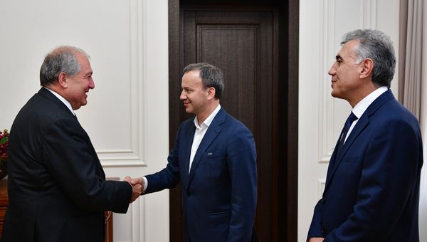 Президент Республики Армения Армен Саркисян принял Аркадия Дворковича - Sputnik Արմենիա