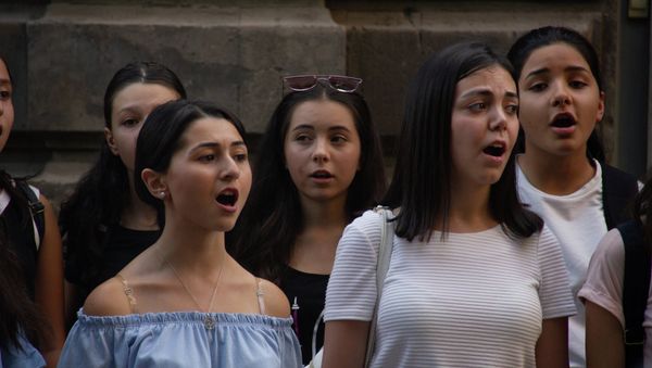 Митинг около здания Маленьких певцов (15 сентября 2018 года) - Sputnik Армения