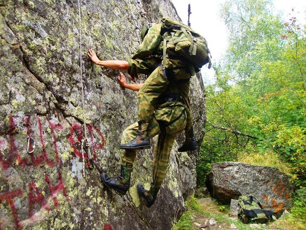 Разведчики ЮВО из Армении одержали победу в соревнованиях среди разведывательных подразделений военного округа на полигоне «Дарьял» - Sputnik Армения