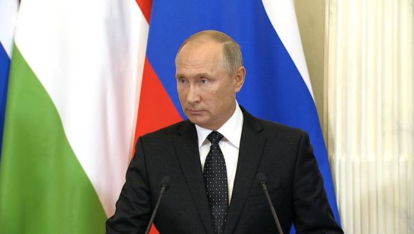 Путин о сбитом в Сирии российском самолете ИЛ-20 - Sputnik Армения
