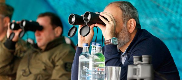 Рабочий визит премьер-министра Армении Никола Пашиняна в Карабах (18 сентября 2018). Рабочий визит премьер-министра Армении Никола Пашиняна в Карабах (18 сентября 2018). - Sputnik Армения