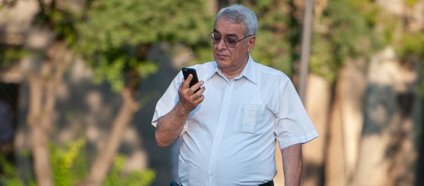 Давид Шахназарян на торжественном мероприятии столетия Национального Собрания Армении (20 сентября 2018). Еревaн Давид Шахназарян на торжественном мероприятии столетия Национального Собрания Армении (20 сентября 2018). Еревaн - Sputnik Армения