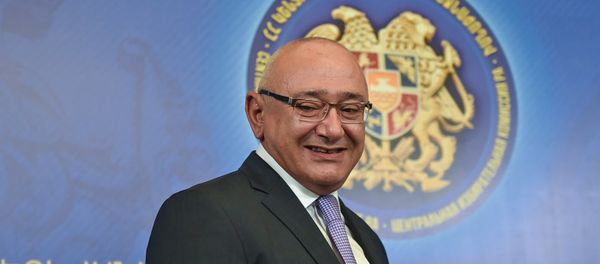 Председатель ЦИК Армении Тигран Мукучян в день выборов совета старейшин Еревана (23 сентября 2018). Еревaн - Sputnik Армения