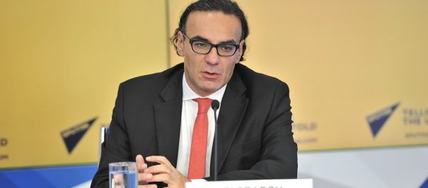 Главный советник премьер-министра Армении Арсен Гаспарян во время телемоста Москва-Ереван-Минск-Астана (25 сентября 2018). Москвa - Sputnik Армения