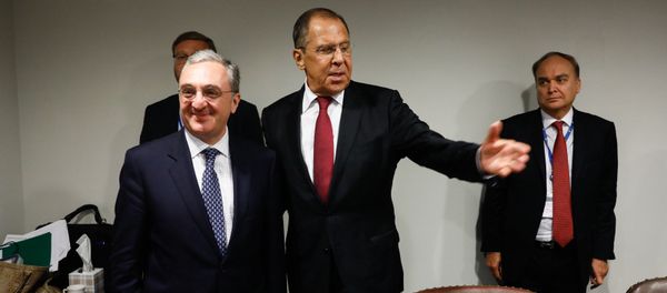Встреча глав МИД Армении и России Зограба Мнацаканяна и Сергея Лаврова (26 сентября 2018). Нью-Йорк Встреча глав МИД Армении и России Зограба Мнацаканяна и Сергея Лаврова (26 сентября 2018). Нью-Йорк - Sputnik Армения