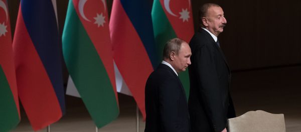 Встреча президентов России и Азербайджана Владимира Путина и Ильхама Алиева (27 сентября 2018). Бакy - Sputnik Արմենիա