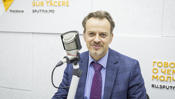 Директор театра имени А.П. Чехова, Народный артист Молдовы Константин Харет - Sputnik Армения