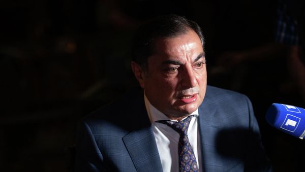 Руководитель фракции РПА Ваграм Багдасарян после встречи с премьер-министром (1 октября 2018). Еревaн - Sputnik Армения
